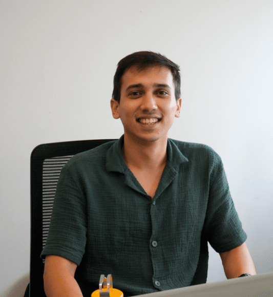 Mihir Prabhu | Associate Software Engineer